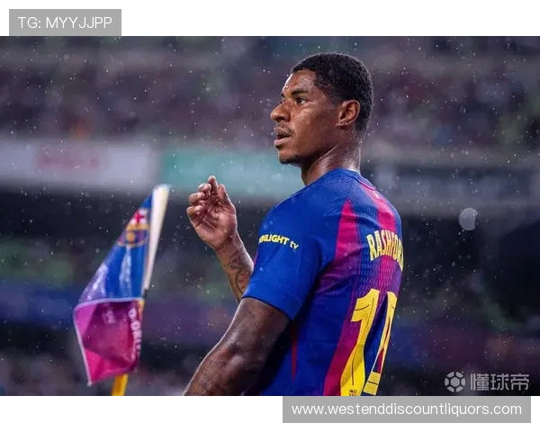 拉什福德无球前插与纵深打击解析