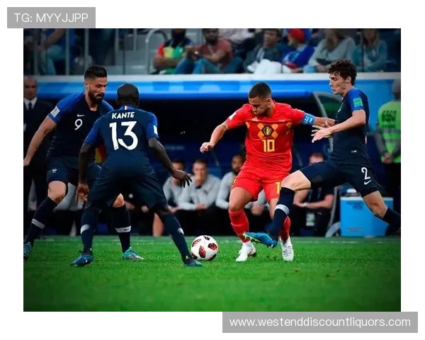 厄德高 vs 格里兹曼：前场组织与进攻发起方式差异